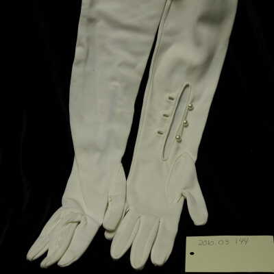 Costume - Gloves cream elbow length w/ pearl buttons