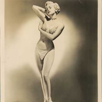 Photo - Brandy Martin - B+W ( 2 of 2 )