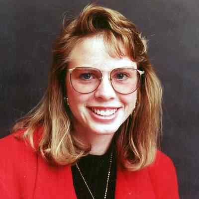 027 Danielle Foye (1992–2002)