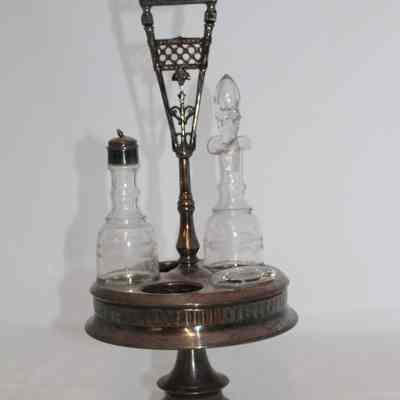 Cruet Set