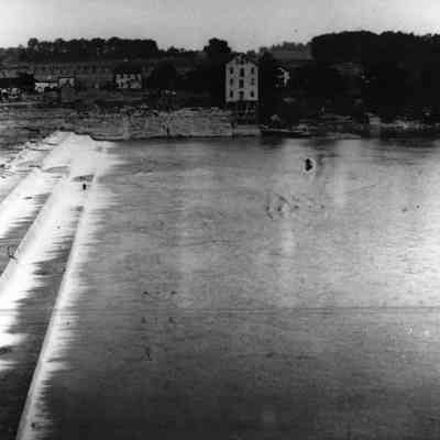 Low Head Dam