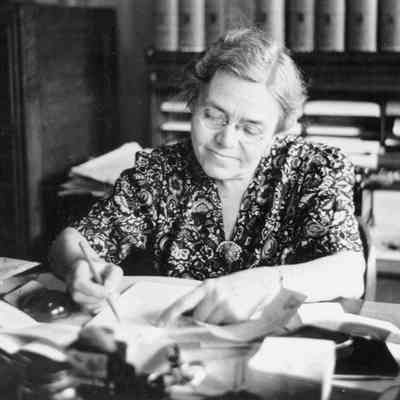 003 Ethel S. Dean (1905–1906, 1917–1957)