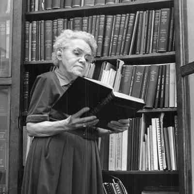 Ohio Geological Survey P098.1299: Ethel S. Dean photographed with early survey publications in Orton Hall on the campus of The Ohio State University in 1956. 

Photo by Dayton Daily News, Archived by Lisa Van Doren