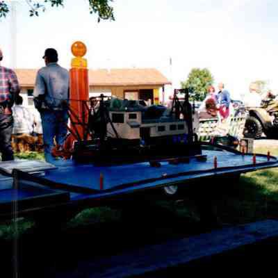 Model Dredge Boat