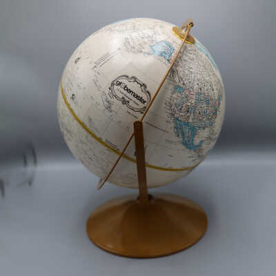 Globe