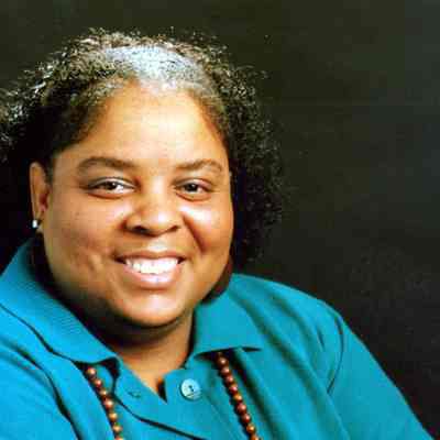024 Toni McCall (1985–1991)