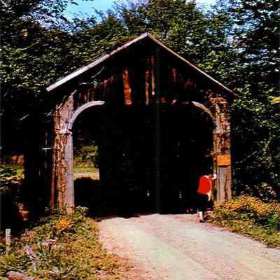 Gunn Covered Bridge in the Summer