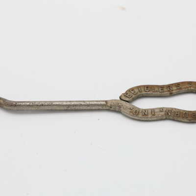 Button Hook
