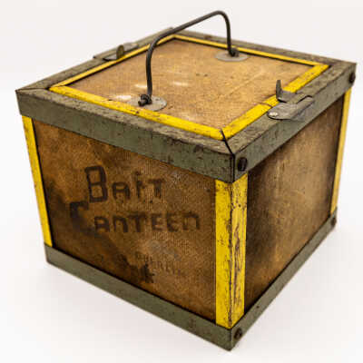 Oberlin Bait Canteen Box