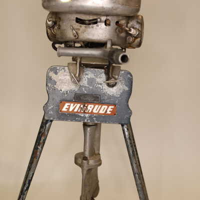 Outboard Motor & Evinrude Stand