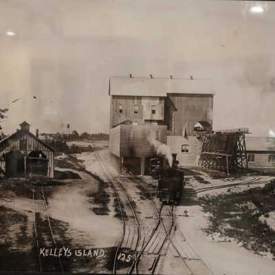 Photo of Kelleys Island Crusher