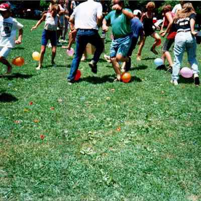 Balloon Stomp
