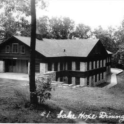 Lake Hope Dining Lodge