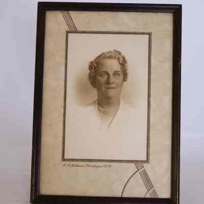 Framed Matted Photo of Nettie Bromfield
