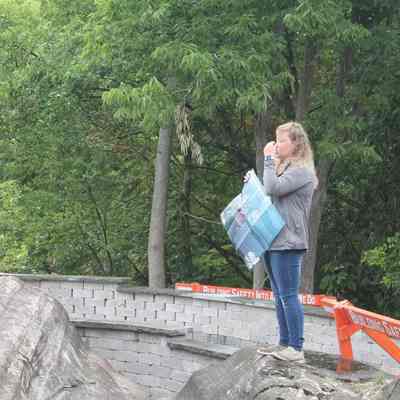Ohio Geological Survey IMG_5928: Molly E. Hunt leading an educational program at the Glacial Grooves on Kelleys Island in July 2022.
Photo by Emma Dixon. Archived by Molly E. Hunt