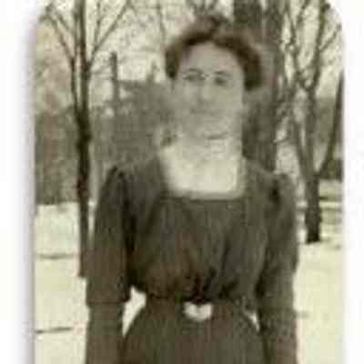 002 Clara Gould Mark (1905–1906,1912–1913)