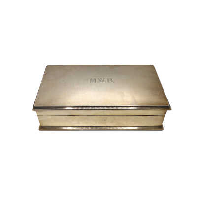 Silver box with hinged lid