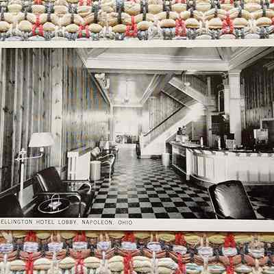 The Wellington Hotel Lobby, 50-60's Post Card
