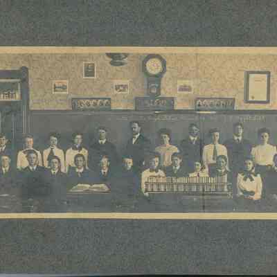 1905 Photo of Class at Liberty Center High School