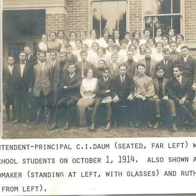Liberty Center High School Students in 1914