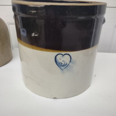 3 Gallon Burley Winter, High Butter, Heart Crock