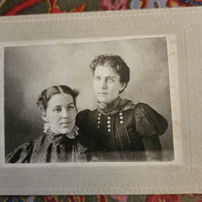 Mrs. Musser & Mrs. Capwell