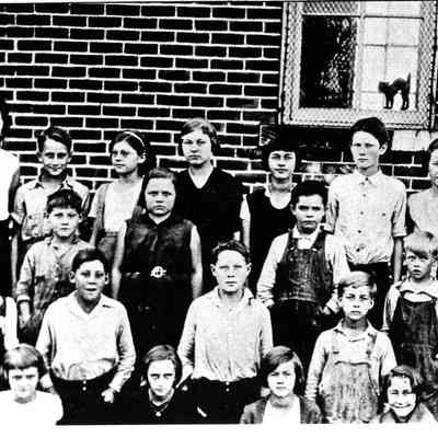 Photo of Pupils Attending Reed School Located at Roads V & 8 Near Liberty Center