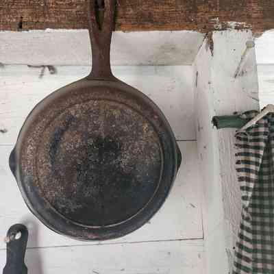Cast Iron Skillet