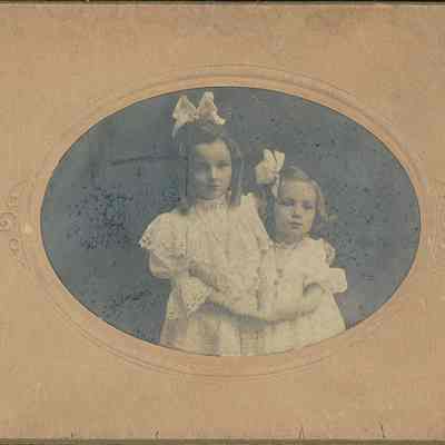 Audrey and Opal Detray Photo