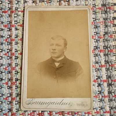 Baumgardner Photo, Tiffin, Ohio, Gust Giesman