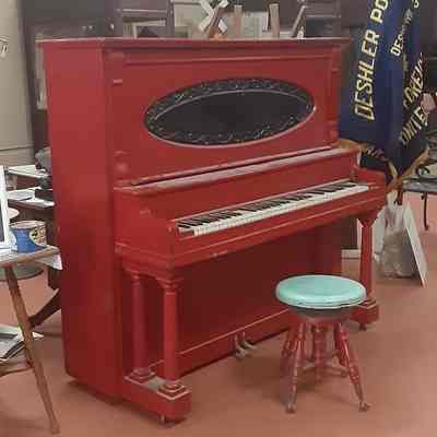 Pirates Inn piano
