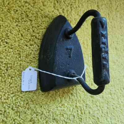 Wapak #7 Sad Iron