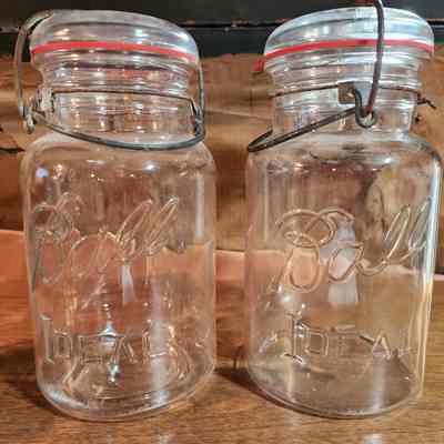 (2) 1923-1933 Quart Regular Mouth IDEAL Clear Glass Canning Jar w/Lids & Metal Bales