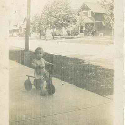 Unknown/Not Identified child on scooter