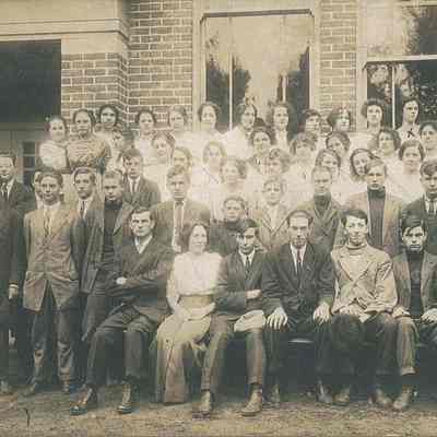 1914-15 Freshman Class at Liberty Center High School