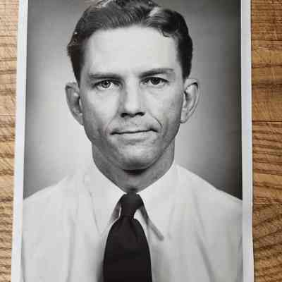 Photo of Walter Hoy, Young Man, Napoleon, Ohio