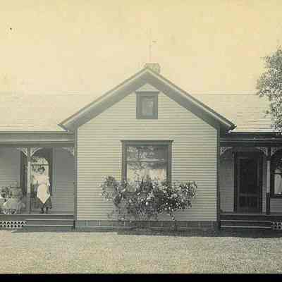 Postcard from Mary Slagle of Delta to her sister