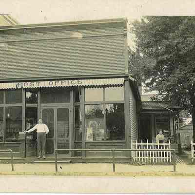 Photo of Liberty Center Post Office circa 1910