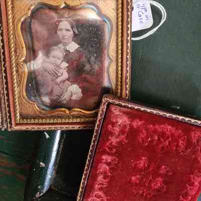 Daguerreotype, Embossed Leather Case, Mother & Child, 1800's