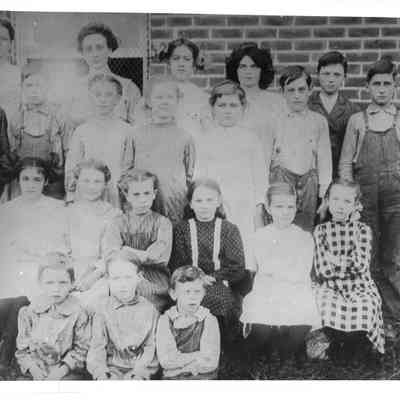 Photo of Unidentified Students at the Carpenter 1-Room School at Roads K & 8 near Liberty Center