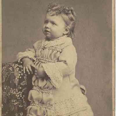 Photo of Unidentified Child in the Mohler/Follett Family