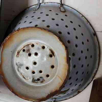 Graniteware Drainer