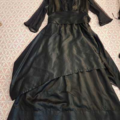 1885 2 Pc Black Silk Dress, Carrie Mary (Richer) Rettig