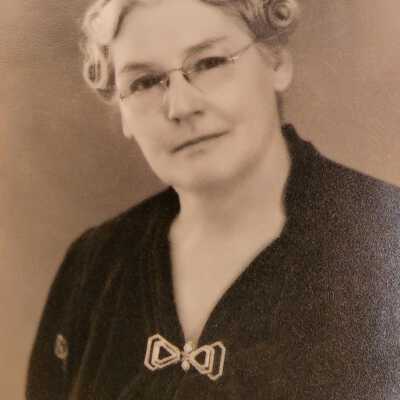 Jennie Lowry Billis