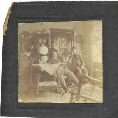 Unknown/Not Identified Photo of 3 People