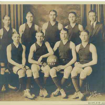 Photo of 1923 Liberty Center High School Basketball Team