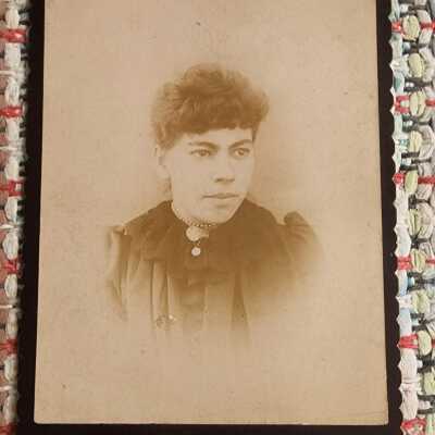 Miss E. Bloom