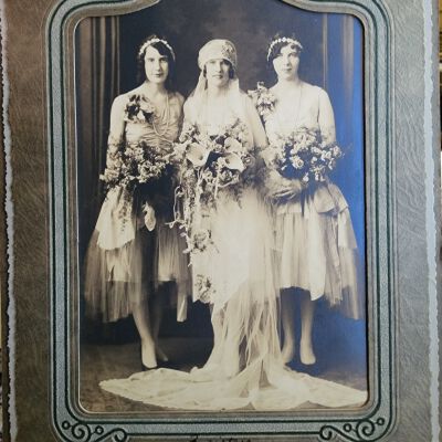 Esther, Mathilda, Dorothy, Daughters of Minnie & Bill Meyer