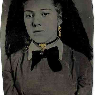 Tintype Photo of Unidentified Woman in the Mohler/Follett Family