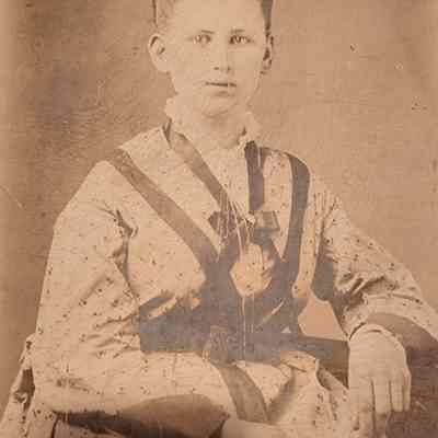 Portrait Photograph, Ida Loretta DeTray Johnson, Ancestry Chart